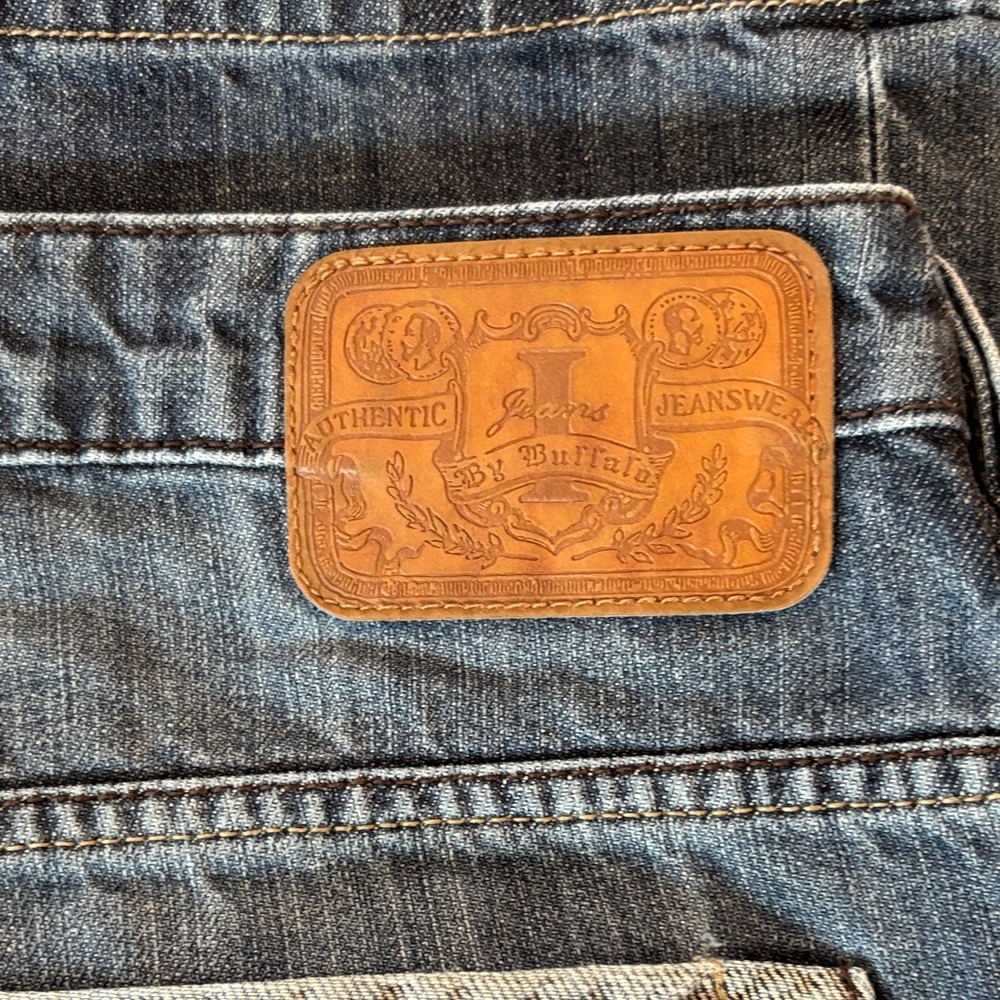 Buffalo David Bitton Relaxed Fit Blue Jeans 42W 34L - Picture 6 of 7